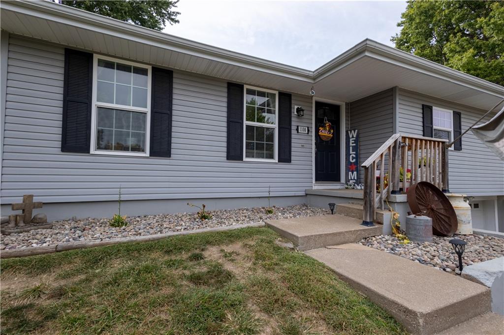 Aspen St, Savannah, MO 64485