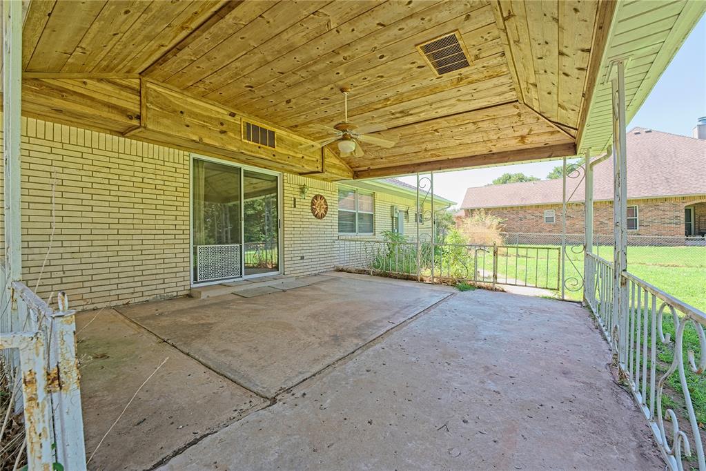 Residential in Harrah 4