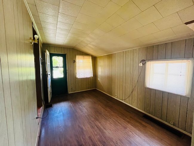 1213 E Main St, House other with 1 bedrooms, 1 bathrooms and 6 parking in Streator IL | Image 13