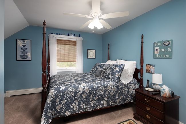 APT-3 - 74 E Main St, House other with 3 bedrooms, 3 bathrooms and 4 parking in Gloucester MA | Image 15