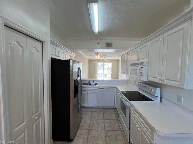 APT-615 - 8550 Kingbird Loop, Condo with 2 bedrooms, 2 bathrooms and 1 parking in ESTERO FL | Image 18