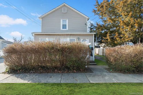 2-178 Park Ave, Hicksville, NY, 11801-3141 | Card Image