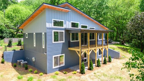 1807 Fisher Creek Rd, Sylva, NC, 28779-7719 | Card Image