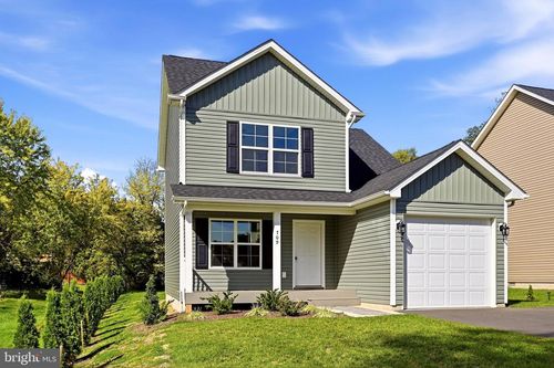 709 Ross St, WINCHESTER, VA, 22601-5933 | Card Image