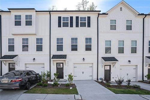3170 Washburn St Sw, Atlanta, GA, 30354-2647 | Card Image
