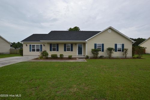 107 Esquire Dr, Richlands, NC, 28574-8339 | Card Image