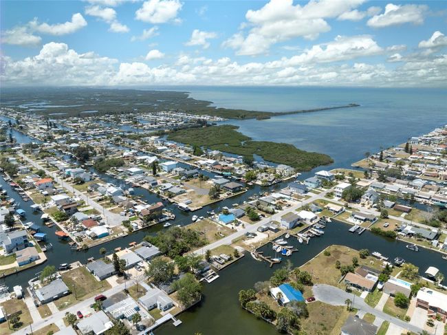 6521 Boatyard Dr, House other with 2 bedrooms, 1 bathrooms and null parking in HUDSON FL | Image 37
