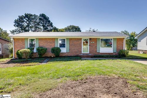 18 Sunrise Dr, Taylors, SC, 29687-3109 | Card Image