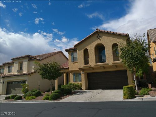 7051 Oakwood Pines Ct, Las Vegas, NV, 89166-7142 | Card Image