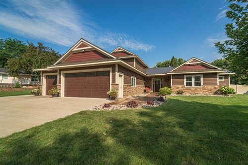 3664 Basswood Cir Sw, Prior Lake, MN, 55372-2378 | Card Image