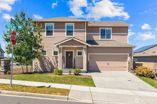 28402 78th Ave Nw, Stanwood, WA, 98292-6315 | Card Image