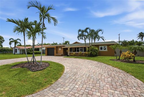5640 Ne 16th Ave, Fort Lauderdale, FL, 33334-5904 | Card Image