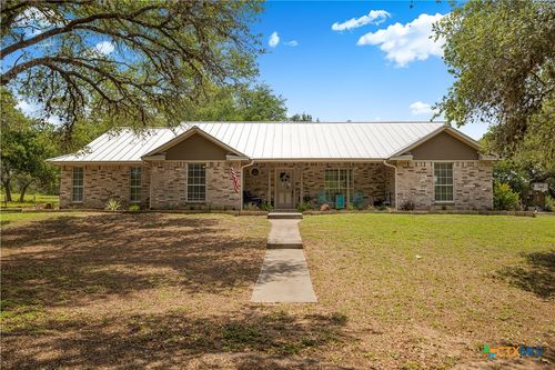 3182 Live Oak Rd, Cuero, TX, 77954-6943 | Card Image