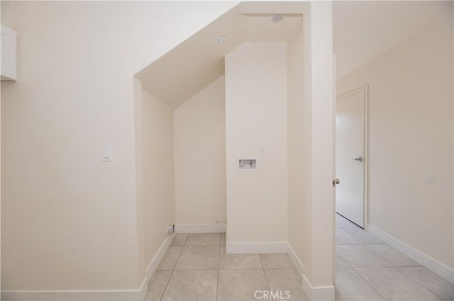 5017 Clara St, Home with 0 bedrooms, 0 bathrooms and 16 parking in Cudahy CA | Image 12