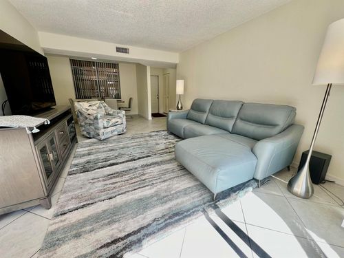 apt-304-3590 Blue Lake Dr, Pompano Beach, FL, 33064-2024 | Card Image