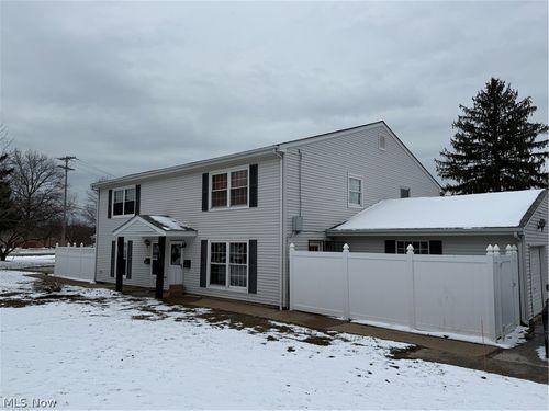 3090 Princeton St, Madison, OH, 44057-2822 | Card Image