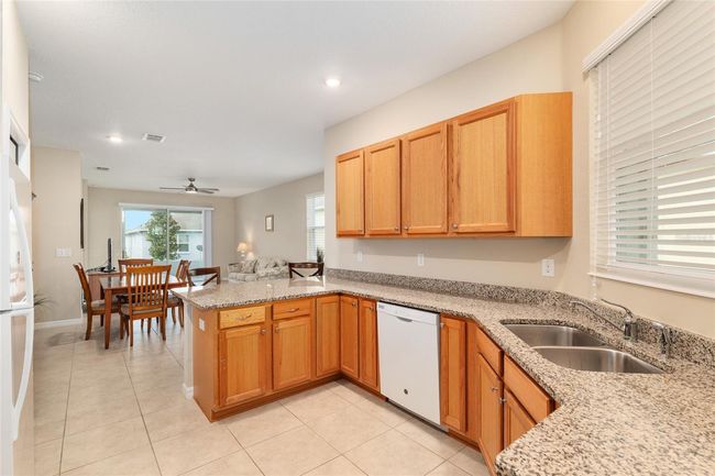 9820 Sw 99 Th Loop, House other with 2 bedrooms, 2 bathrooms and null parking in Ocala FL | Image 25