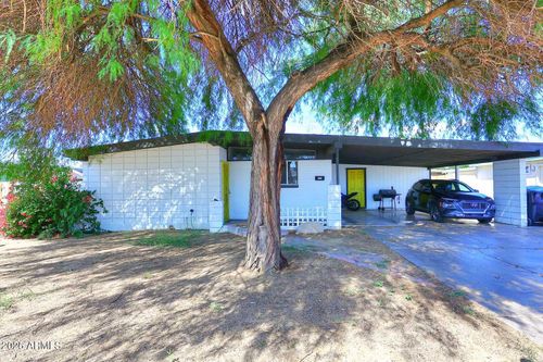 3718 W Puget Ave, Phoenix, AZ, 85051-3739 | Card Image