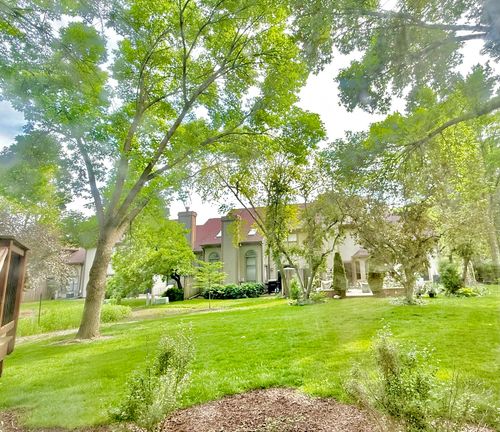 113 Chatsworth Cir, Schaumburg, IL, 60194-3683 | Card Image