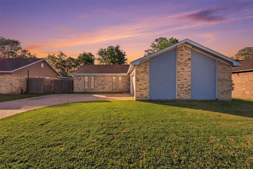 5919 Ollia Cir, Pasadena, TX, 77505-2407 | Card Image