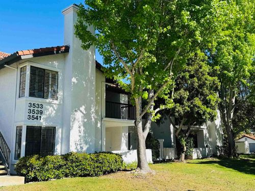 3539 Voyager Cir, San Diego, CA, 92130-1851 | Card Image