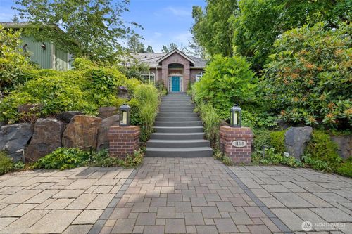14300 227th Avenue Ne, Woodinville, WA, 98077 | Card Image