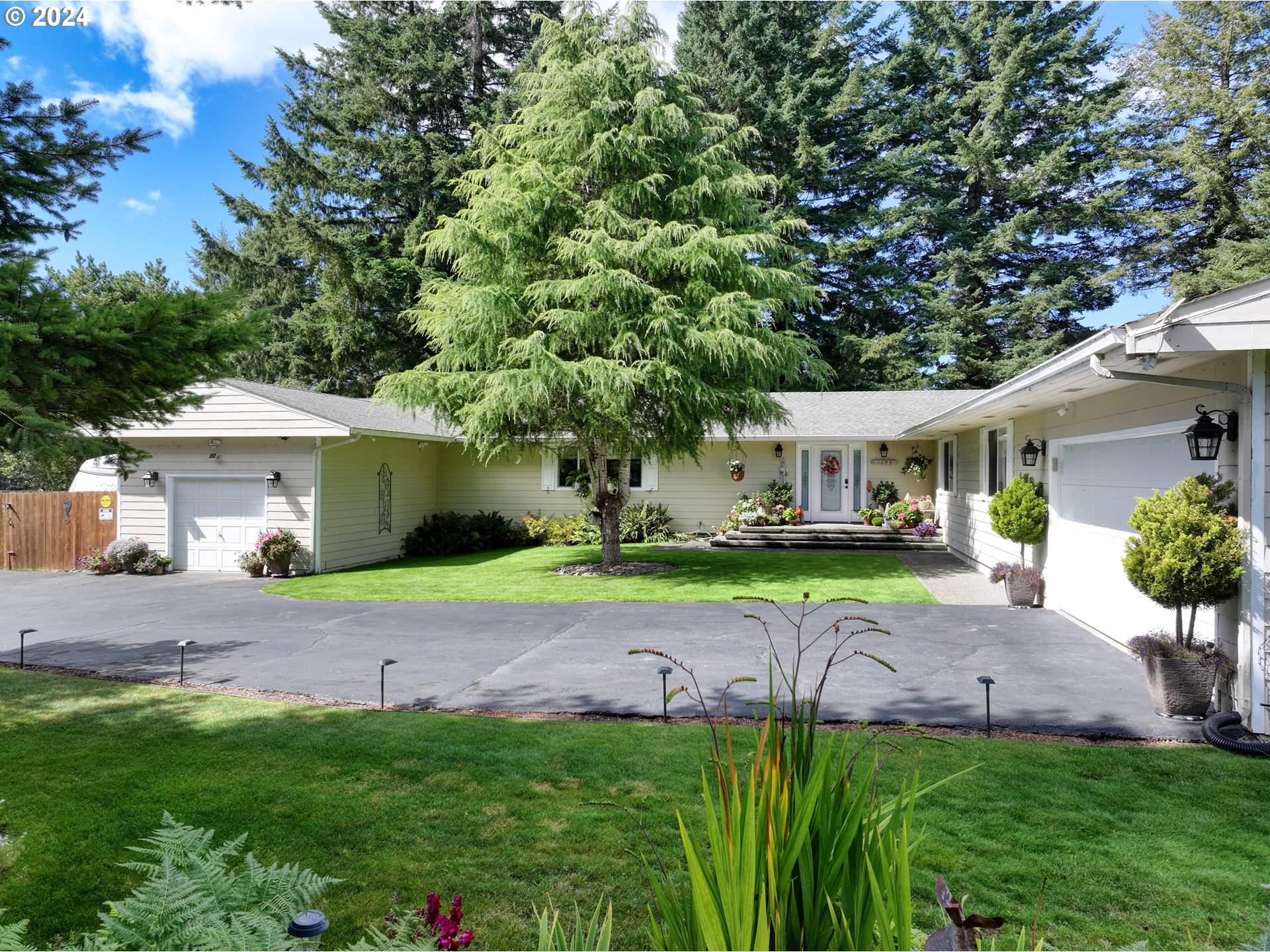 Parkview Dr, Brookings, OR 97415