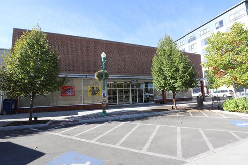 202 Main Ave S, Twin Falls, ID, 83301-6232 | Card Image