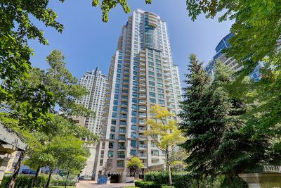 704 - 21 Hillcrest Ave, Condo with 2 bedrooms, 2 bathrooms and 1 parking in North York ON | Image 1