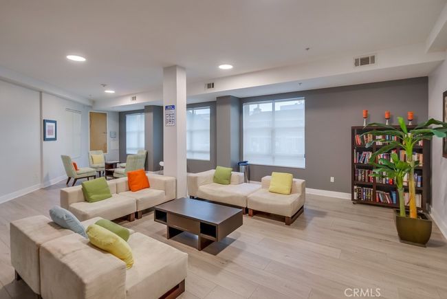395 E 4th #41 Street, Condo with 2 bedrooms, 2 bathrooms and 2 parking in Long Beach CA | Image 66