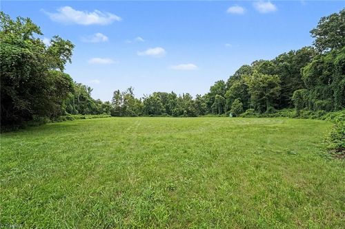 543 Bald Hill Loop, Madison, NC, 27025-7612 | Card Image