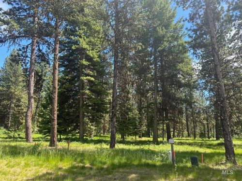 11 Vernon Ct, McCall, ID, 83638-1000 | Card Image