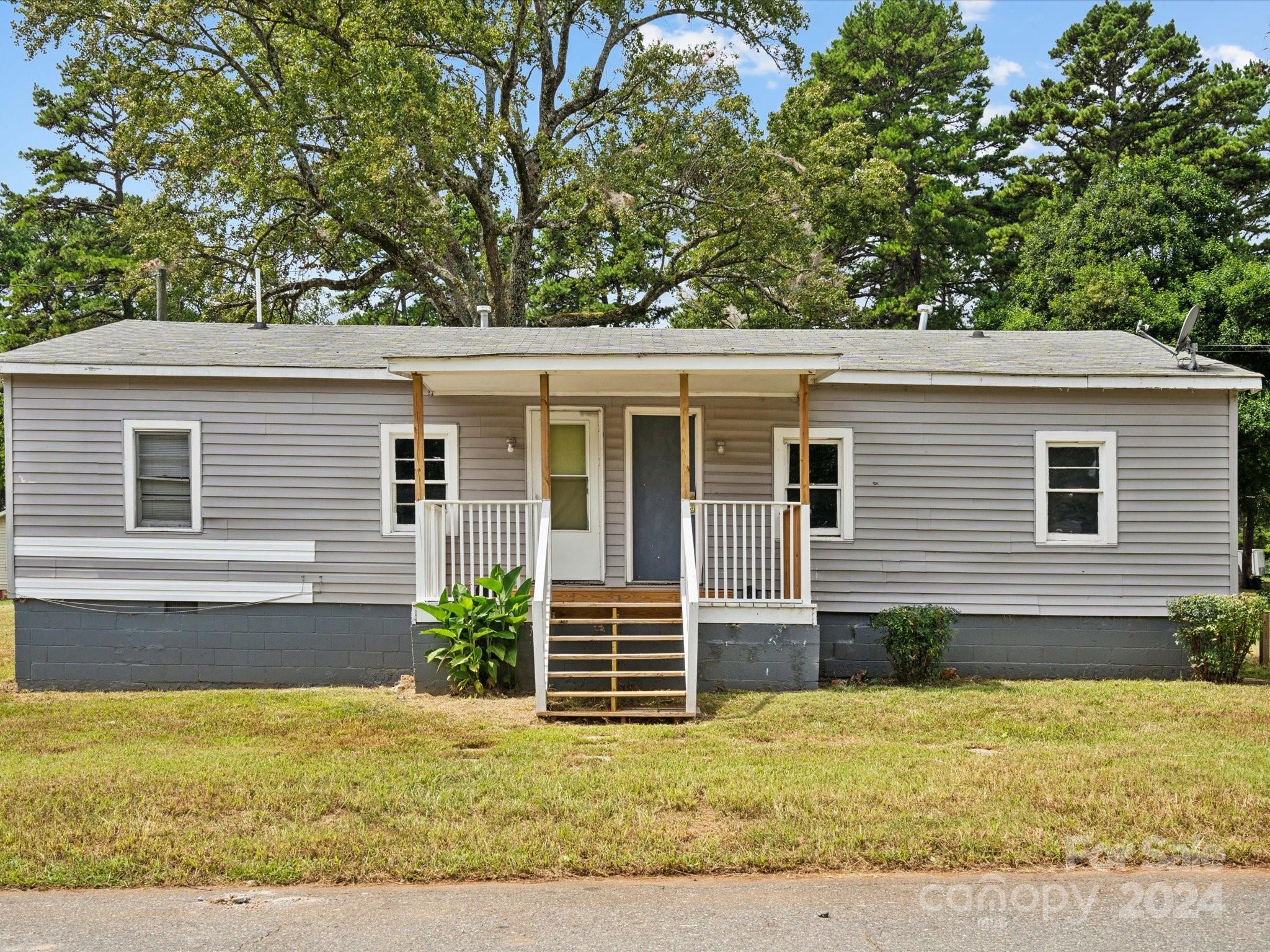 Eddington St, Charlotte, NC 28208