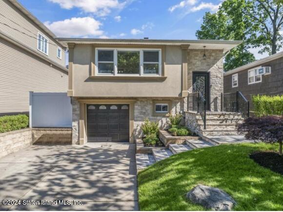 Ashland Ave, Staten Island, NY 10309