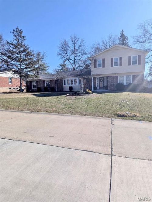 314 Annondale Ln, Ballwin, MO, 63011-2538 | Card Image