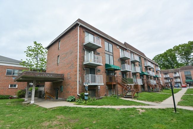UNIT-1221 - 1186 Worcester Rd, Condo with 1 bedrooms, 1 bathrooms and 2 parking in Framingham MA | Image 34