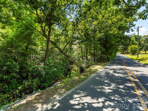 742 Hiawassee Ave, Black Mountain, NC, 28711-2918 | Card Image