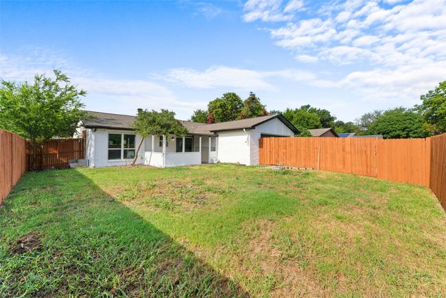 1613 Cumberland Trl, House other with 3 bedrooms, 2 bathrooms and null parking in Plano TX | Image 21
