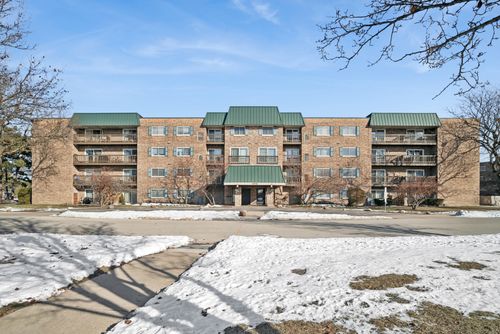 apt-208-675 Grove Dr, Elk Grove Village, IL, 60007-1839 | Card Image