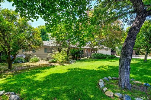 8315 Catalina Ave, Whittier, CA, 90602-2807 | Card Image