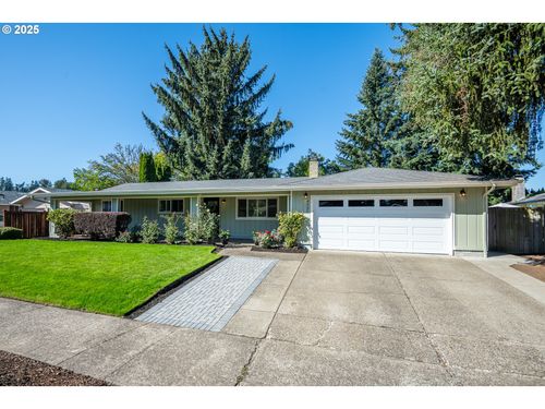 4720 Thunderbird St, Eugene, OR, 97404-1141 | Card Image