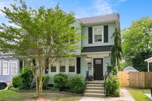21 Laurel Ave, Linwood, NJ, 08221-1809 | Card Image