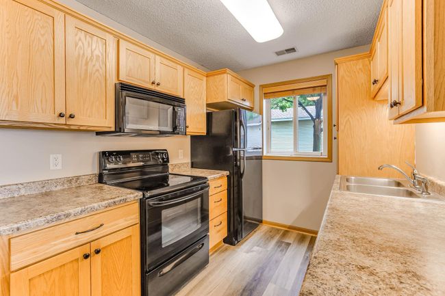 APT-109 - 875 Bahls Dr, Condo with 2 bedrooms, 2 bathrooms and null parking in Hastings MN | Image 6