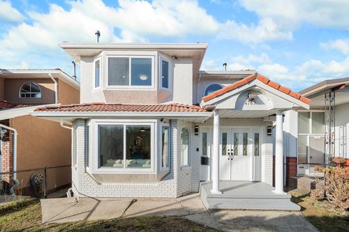 4769 Rupert St, Vancouver, BC, V5R2J5 | Card Image