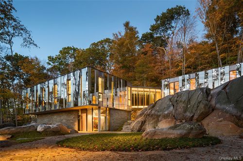 51 Old Stone Hill Rd, Pound Ridge, NY, 10576-1518 | Card Image
