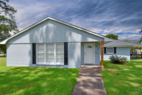 3415 Minglewood Dr, Beaumont, TX, 77703-2735 | Card Image