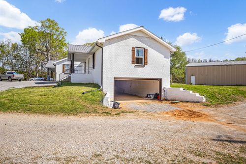 155 Covington Ln, Dickson, TN, 37055-3974 | Card Image