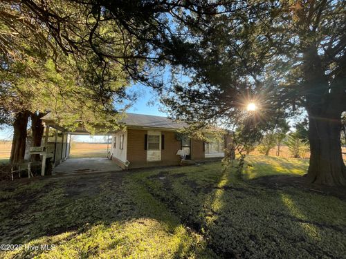 1245 Halltown Rd, Jacksonville, NC, 28546-8703 | Card Image