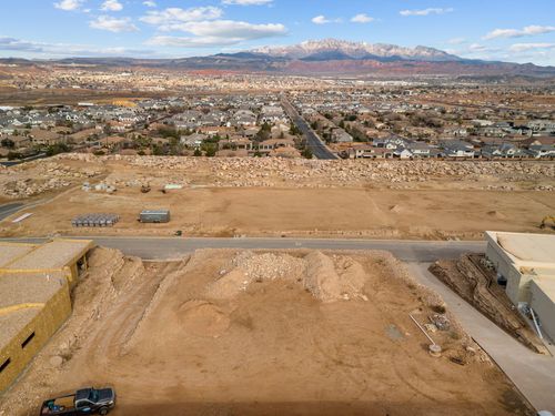 1806 Gniess Dr, Saint George, UT, 84790 | Card Image