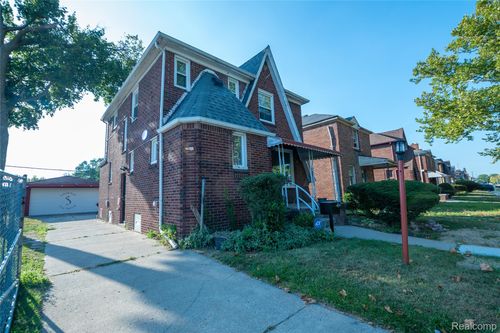 16133 Manor St, Detroit, MI, 48221-2858 | Card Image